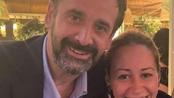 كريم عبد العزيز ومنة