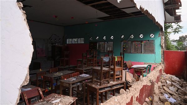 زلزال في إندونيسيا