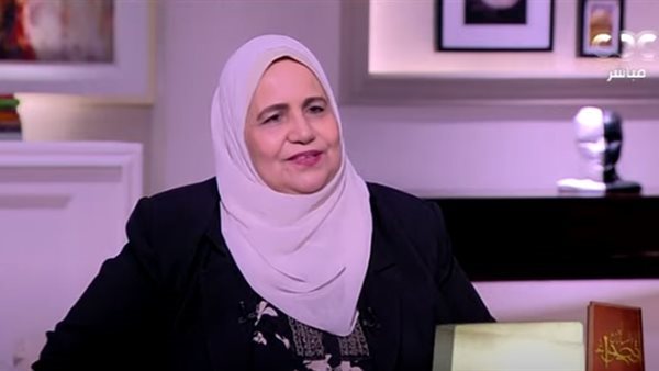  الدكتورة نجلاء بكر