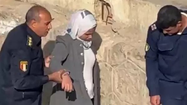 الفنتاة بعد إنقاذها