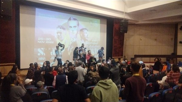 جانب من الاستعراض