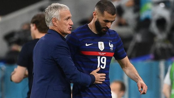 ديشامب وكريم بنزيما