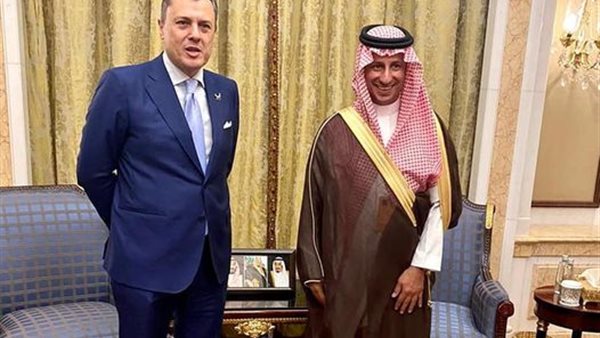 جانب من اللقاء