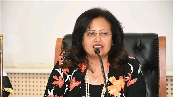 د. سامية عبده- نائب