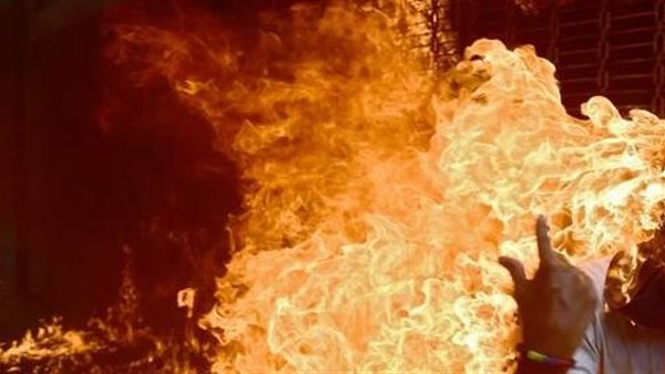 السيطرة علي حريق