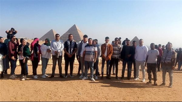 جانب من الزيارة