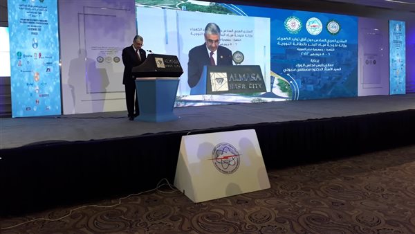 محمد شاكر وزير الكهرباء