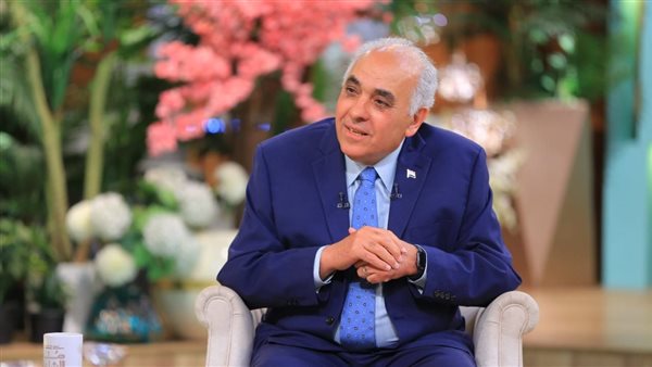 الدكتور كريم أبو