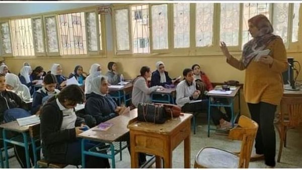 جانب من الاستعراض