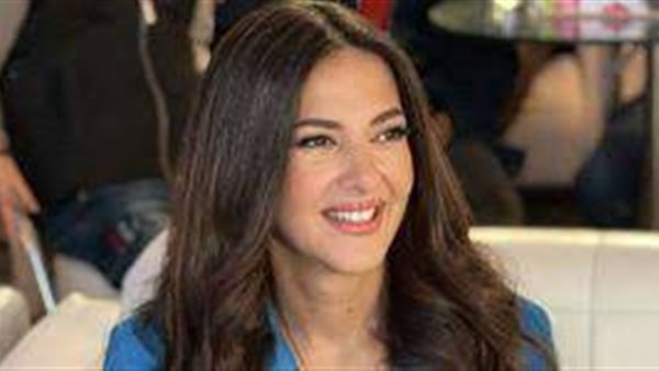 دنيا سمير غانم