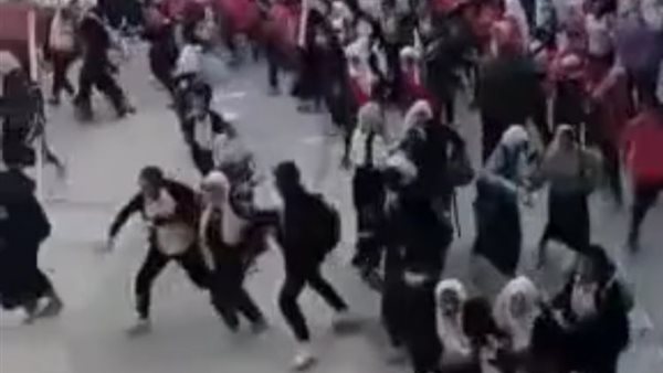 صورة من الحدث 