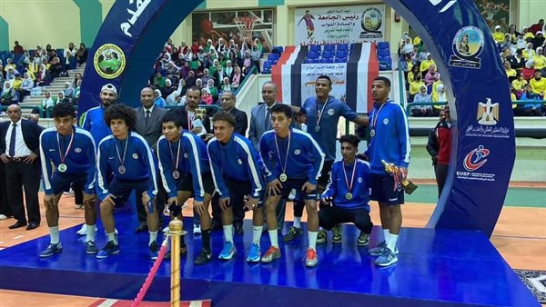 طلاب جامعة حلوان