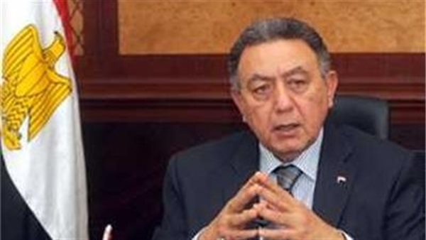 الدكتور عمرو حلمي