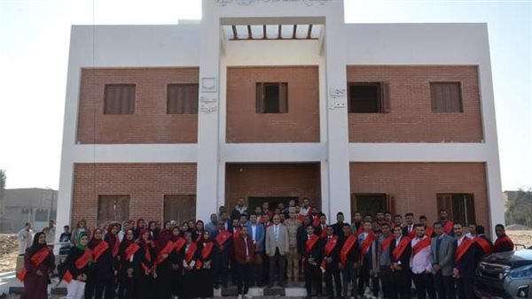 جانب من الزيارة