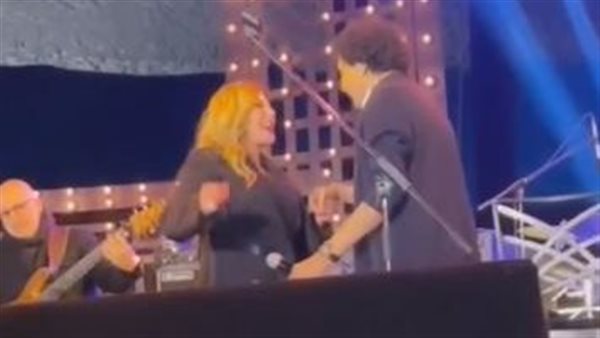 ليلى علوي ومحمد منير