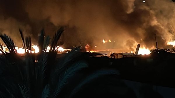 جانب من الحريق 