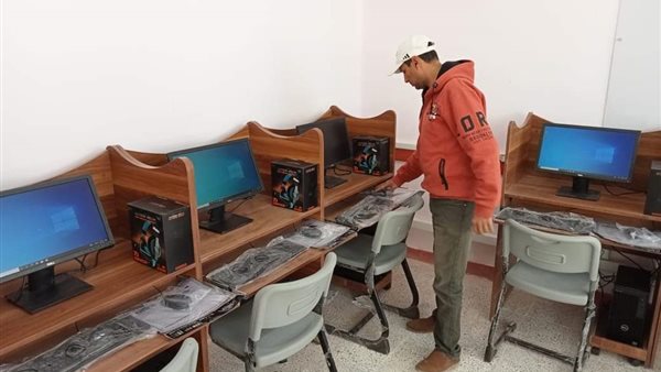 جانب من الأجهزة