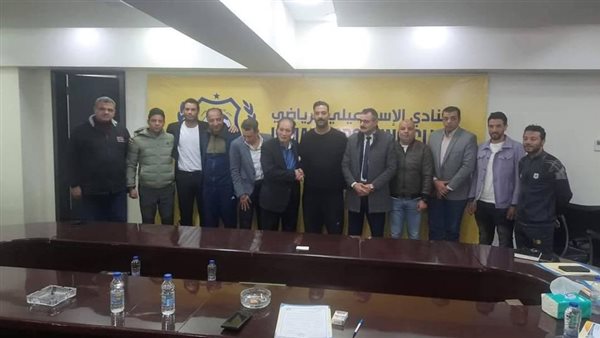 جانب من تقديم أحمد