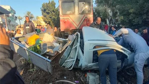 مصرع وإصابة شقيقين