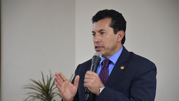 وزير الشباب 