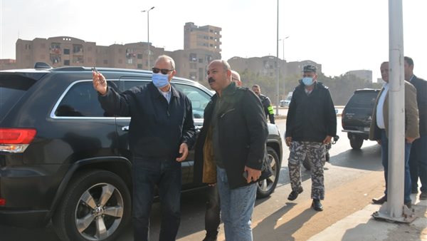 جانب من جولة المحافظ