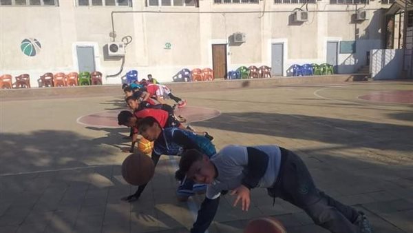 جانب من التدريبات