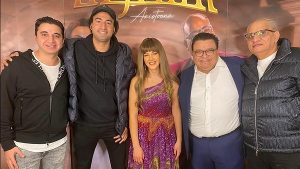 مسرحية أنستونا 