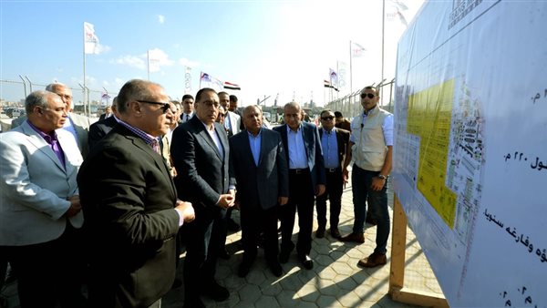 رئيس الوزراء يتفقد