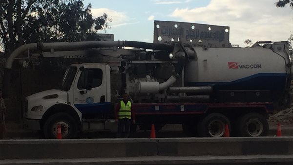 جانب من رفع المياه