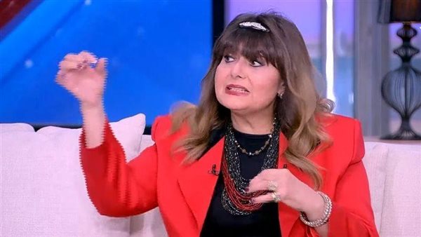  الفنانة هندية