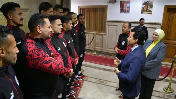 أشرف صبحي رفقة منتخب