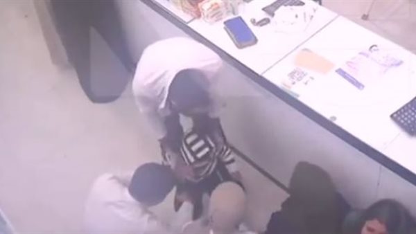 انقاذ الطفل