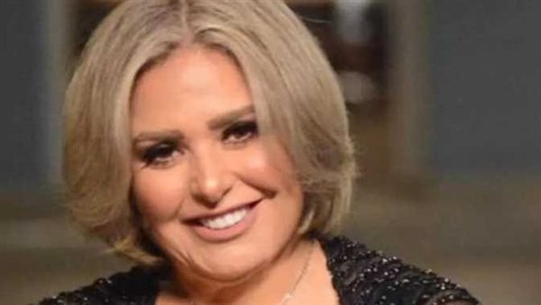 الفنانة صابرين