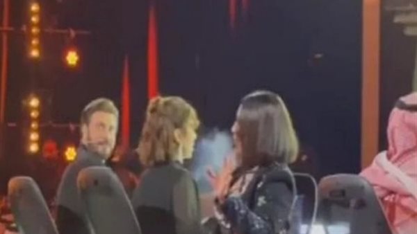 جانب من الفيديو 