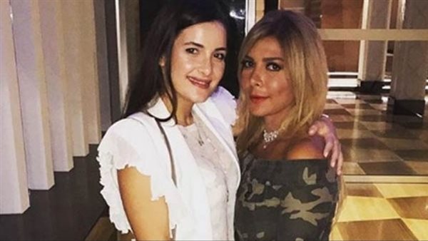 أصالة نصري وابنتها