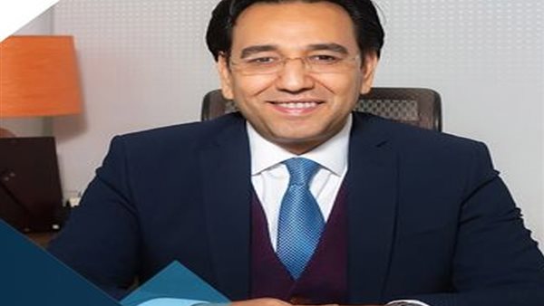 الدكتور ايمن محسب