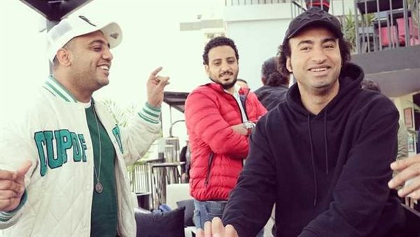 على ربيع وأوس أوس