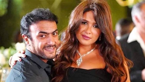 ياسمين عبد العزيز