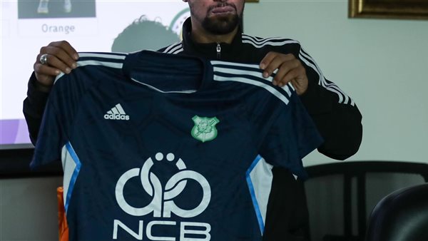 الاخضر الليبى