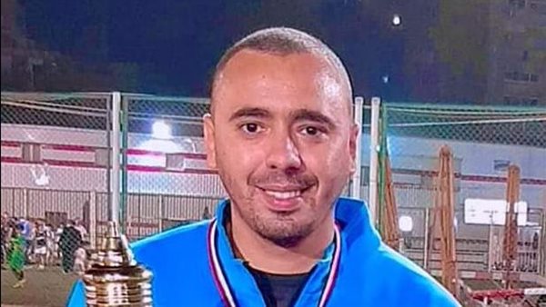 كابتن أحمد صلاح