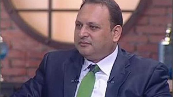 الدكتور عمرو صالح