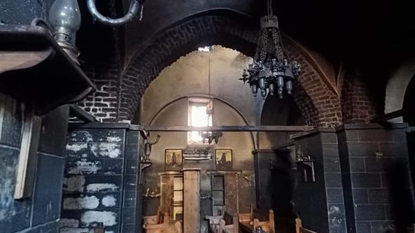 جانب من الحريق