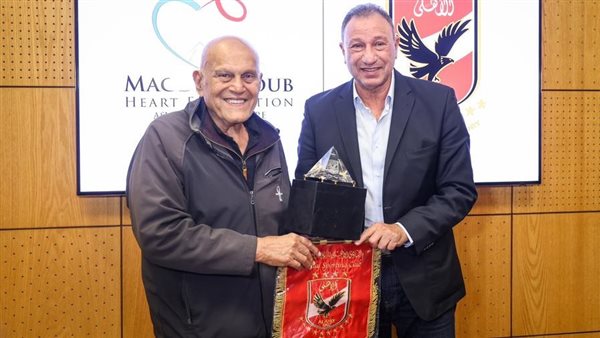 الخطيب والدكتور مجدي