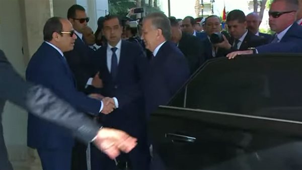 الرئيس السيسي يستقبل