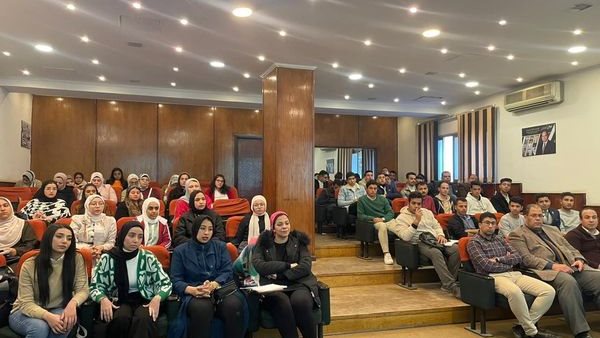 جانب من  اللقاء