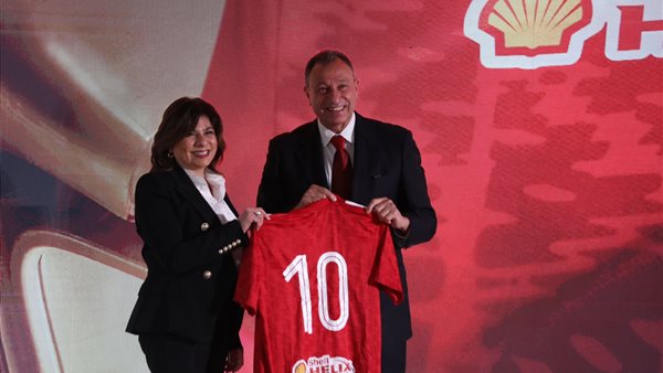 محمود الخطيب وآمال