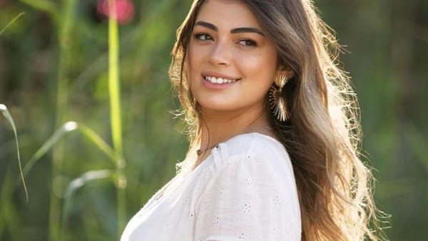  ليلى أحمد زاهر