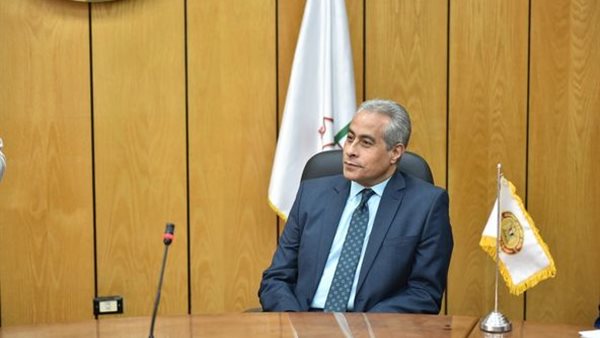 وزير القوى العاملة