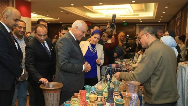 خلال افتتاح المعرض