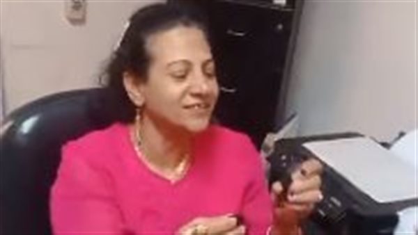 امال فكري والده الطفل